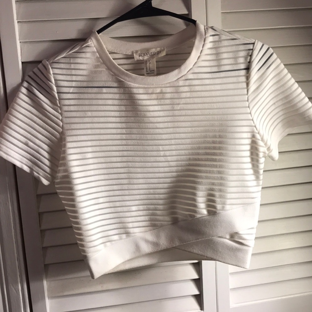 Cropped shirt